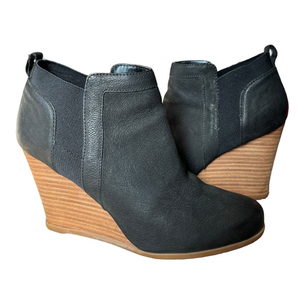 Crown Vintage Carly Chelsea black wedge boots size 10